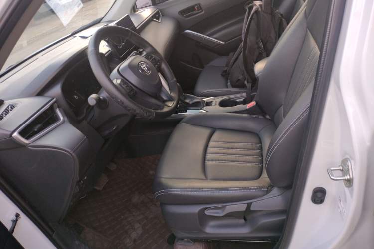 Used Toyota Corolla Cross 2024 2.0L Pioneer Edition
