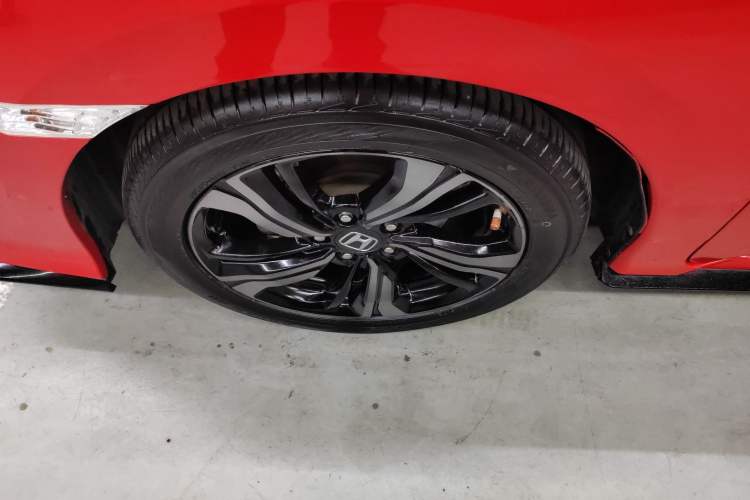 Used Honda Civic 2021 HATCHBACK 220TURBO CVT Trendy Cool Edition
