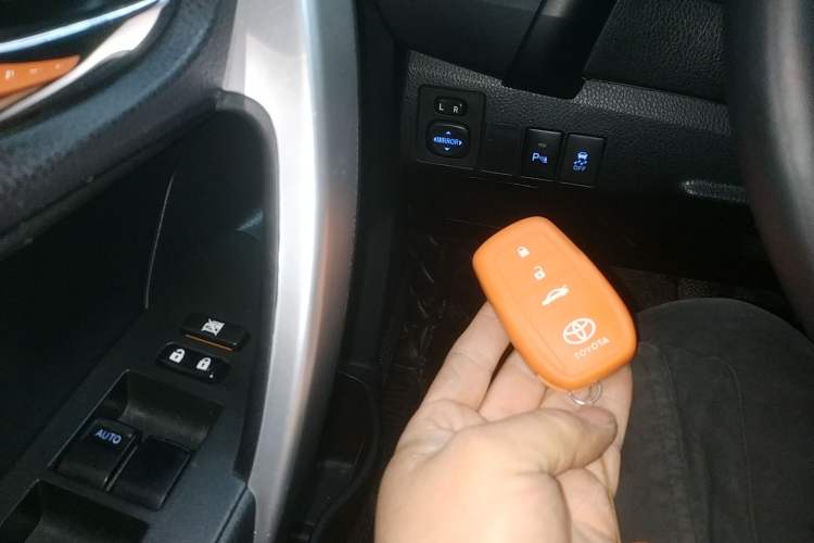 Used Toyota Corolla 2017 Revised Dual-Engine 1.8L E-CVT Elite Edition