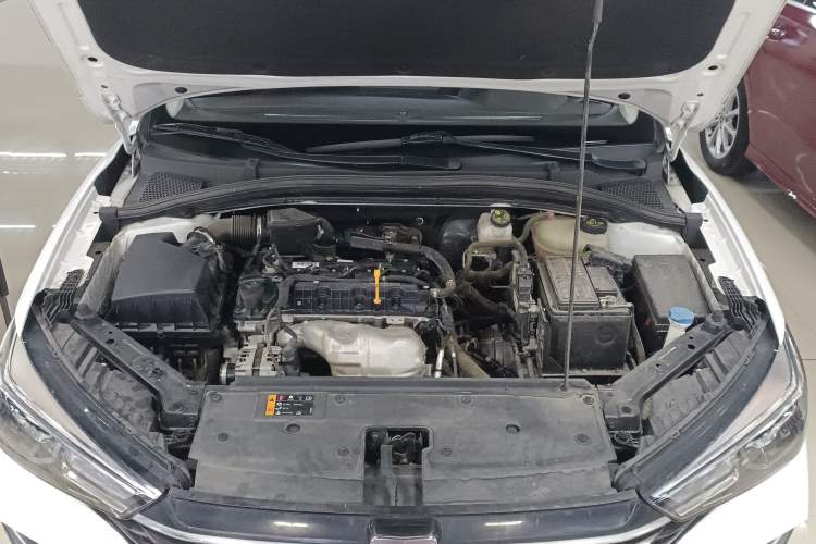 Used Roewe i5 2021 1.5L CVT Platinum Edition