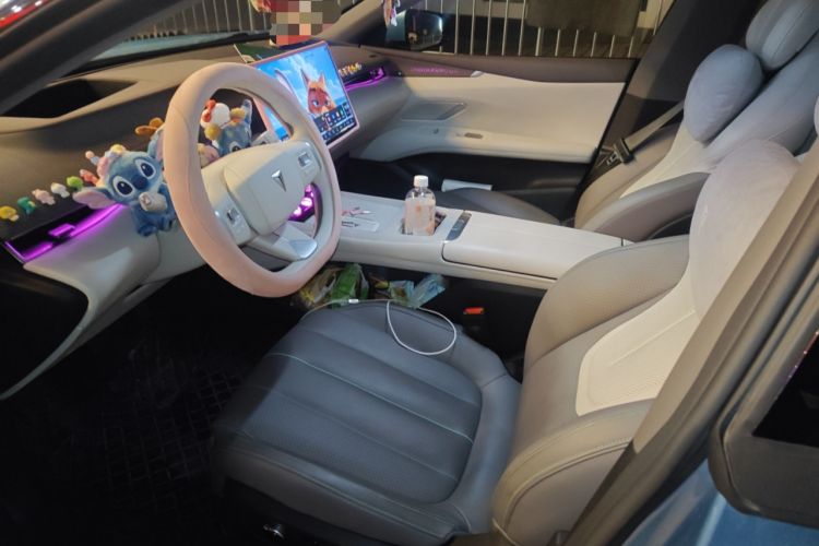 Used Deepal L07 2024 230Max Qiankun Intelligent Driving ADS SE Range-Extended Version
