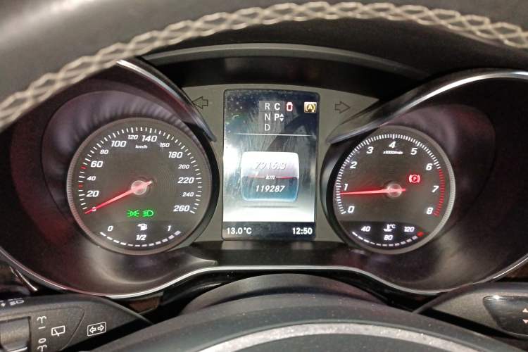 Used Mercedes-Benz V-Class 2018 V 260 Prestige Edition China VI
