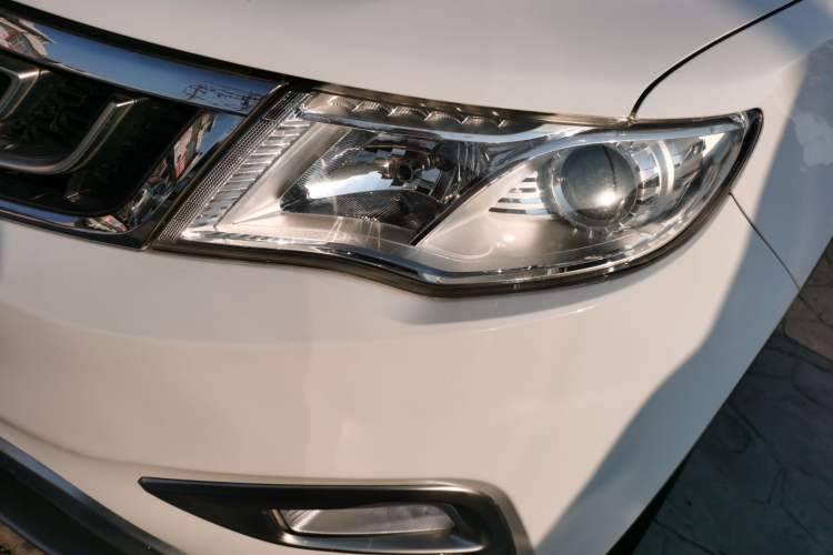 Used Geely Auto Emgrand X7 Sport 2016 2.0L Manual ZhiShang Version