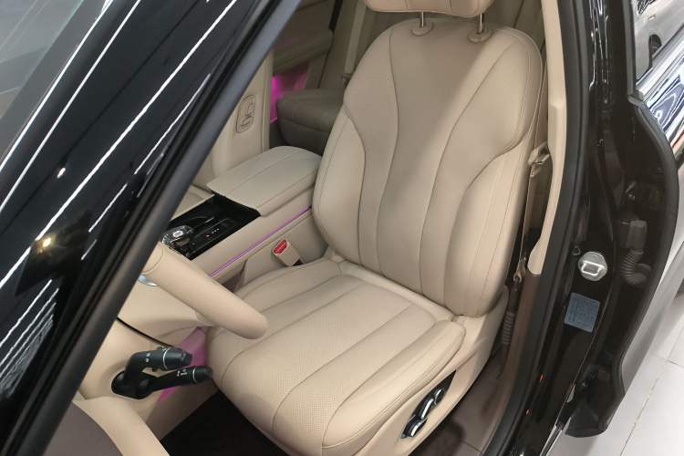 Used Hima AITO M7 2024 1.5T Intelligent Driving 4WD Max Edition 5 Seats
