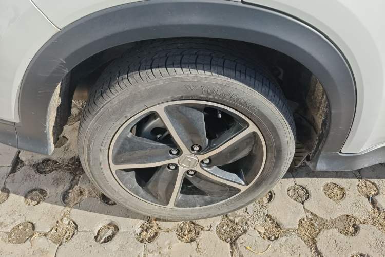 Used Honda Vezel 2020 1.5L CVT Pioneer Edition
