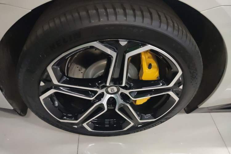 Used  SU7 2024 Rear-Drive Long-Range Intelligent Driving Version