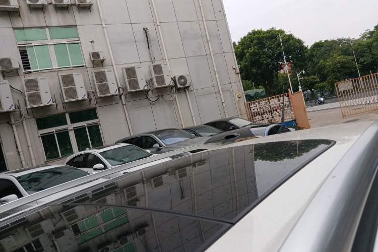 Used Ford Kuga 2015 2.0L GTDi Four-Wheel-Drive Sport Model
