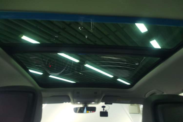 Used Volkswagen Magotan 2017 330TSI DSG Luxury Model
