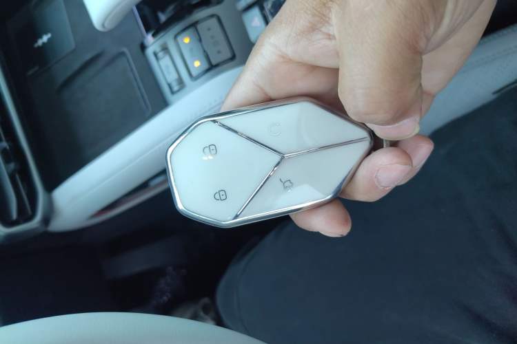 Used  Titanium 3 2025 501KM All-Wheel Drive Intelligent Driving Ultra Version