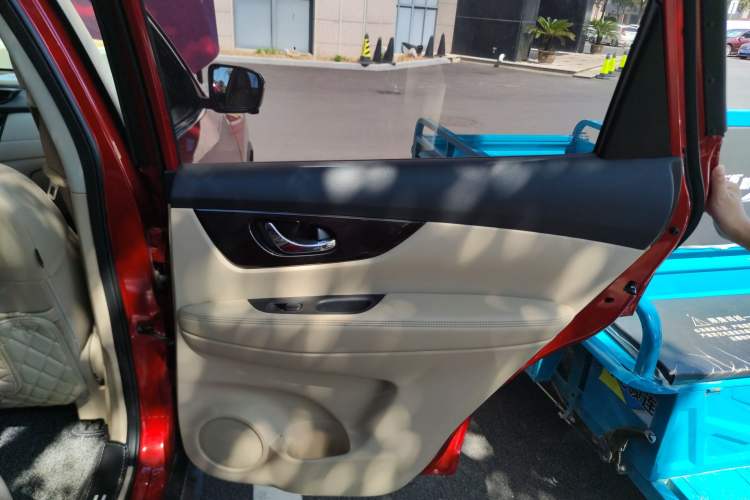 Used Nissan X-Trail 2017 2.0L CVT Comfort Edition 2WD
