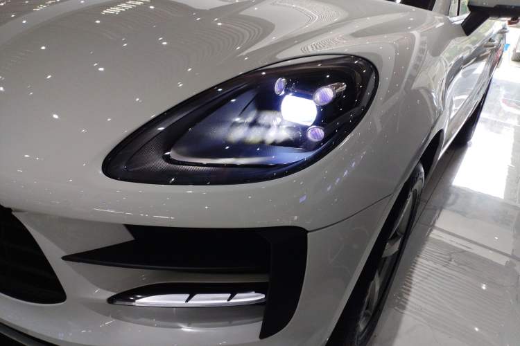 Used Porsche Macan 2020 Macan 2.0T
