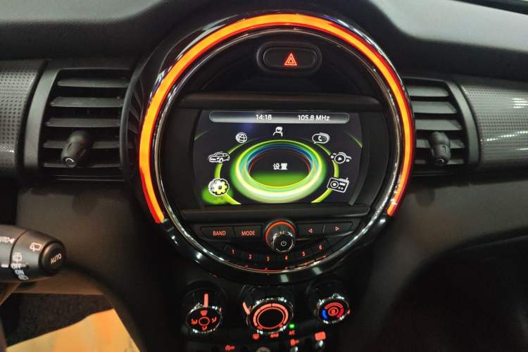 Used  MINI 2016 1.5T COOPER
