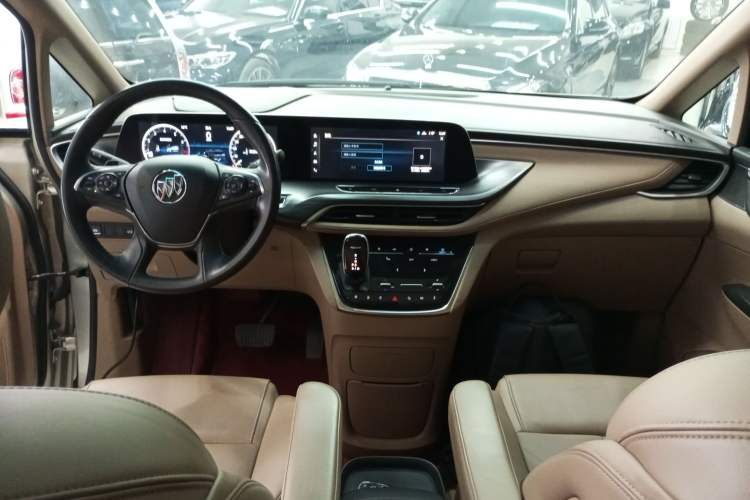 Used Buick GL8 2021 ES Land Cruiser 653T Luxury Edition
