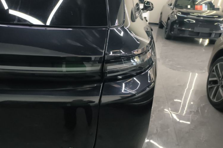 Used Li Auto L8 2023 Max model