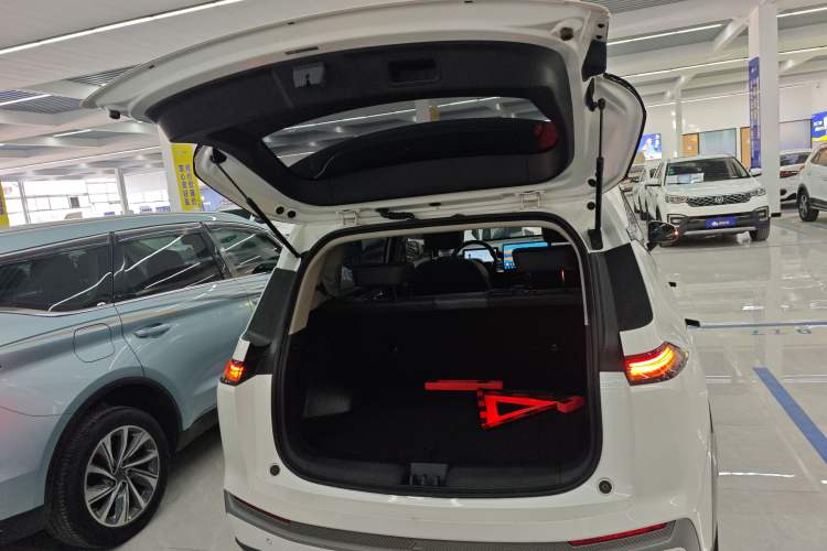 Used AION Y 2023 Plus 510 Smart Edition
