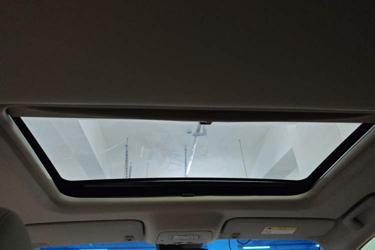 Used Buick GL8 2018 28T Luxury Model China VI Standard