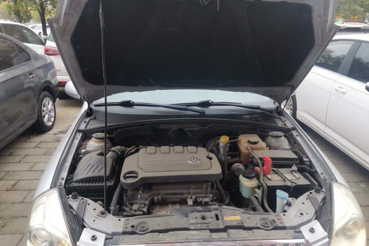 Used Buick Excelle 2013 1.5L Manual Classic Model
