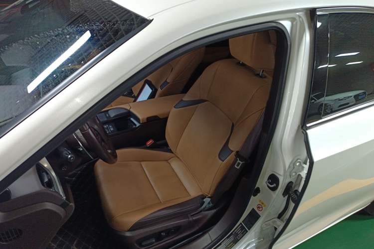 Used Lexus ES 2018 200 Excellence Edition China V Standard
