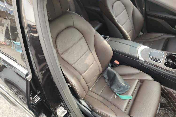 Used Mercedes-Benz GLC 2021 GLC 260 L 4MATIC Luxury Model
