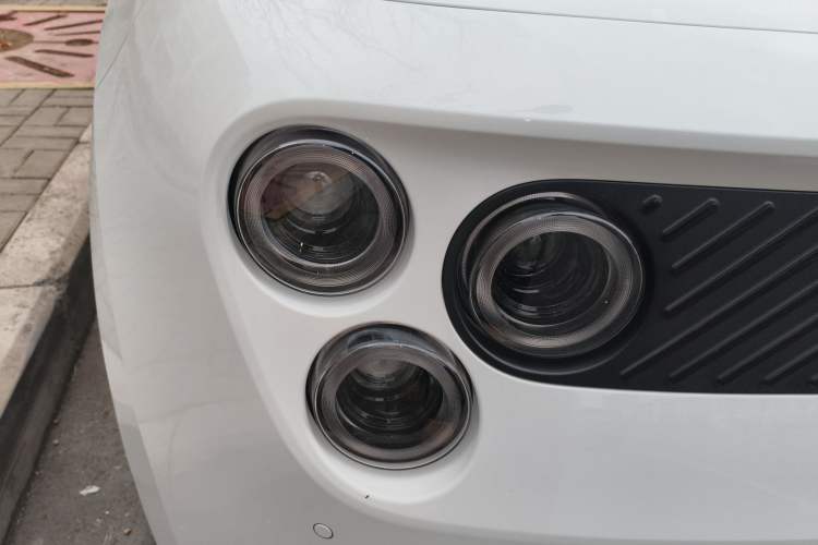 Used  firefly 2025 Illuminated Edition