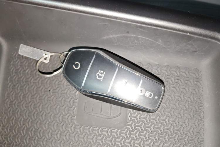 Used BYD Song Pro New Energy 2025 Second-Generation Intelligent Driving Version DM-i 115KM Excellence Edition
