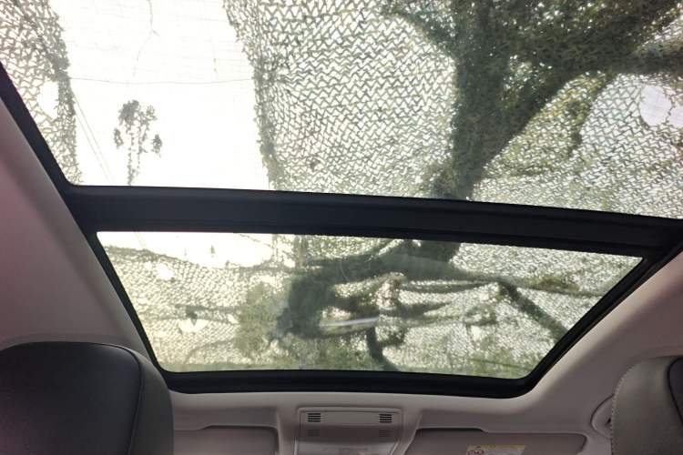 Used Volkswagen T-ROC 2024 280TSI DSG Two-Wheel-Drive Time Edition
