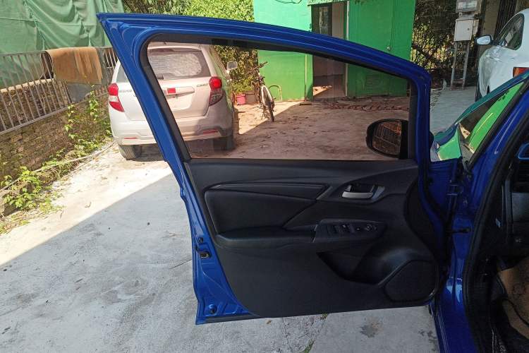 Used Honda Fit 2018 1.5L CVT Comfort Sunroof Version
