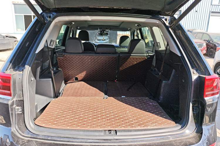 Used Volkswagen Teramont 2021 330TSI Two-Wheel-Drive Prestige Luxury Edition
