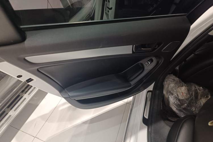 Used Audi A4L 2016 35 TFSI Automatic Standard Model
