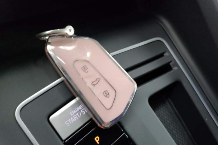 Used Volkswagen Golf 2023 Facelift 280TSI DSG Pro