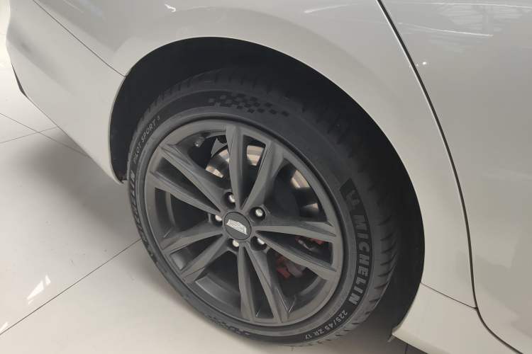 Used Cadillac CT4 2023 28T Luxury Version
