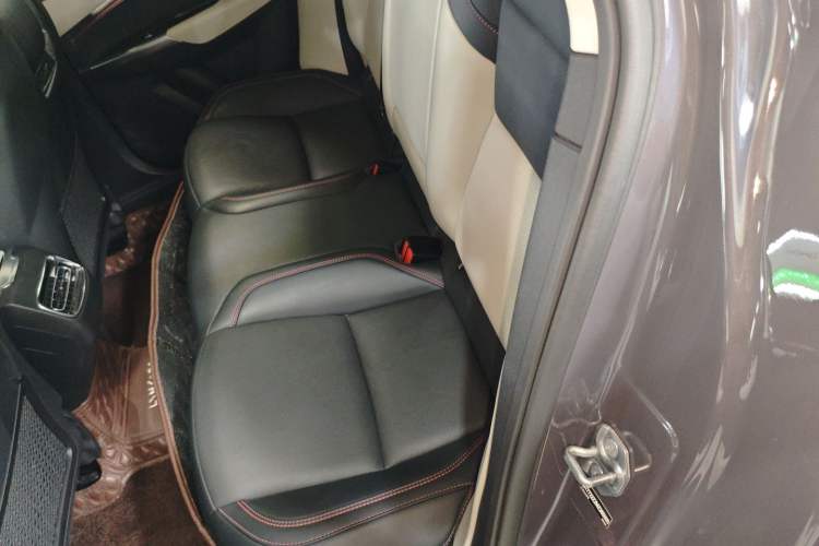 Used Lynk & Co 02 2022 1.5T DCT Shine Pro
