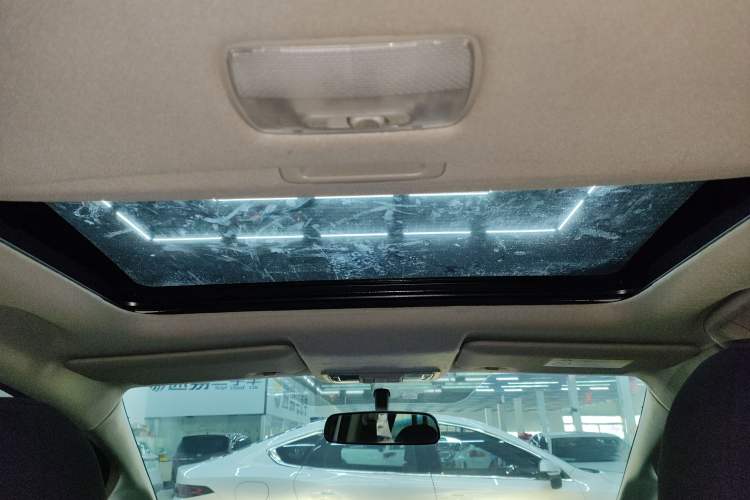 Used Honda Fit 2018 1.5L CVT Comfort Sunroof Version