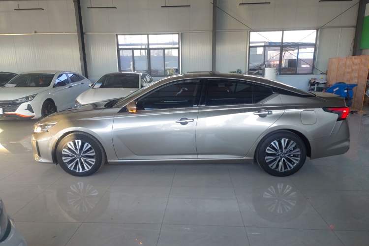 Used Nissan Teana 2022 2.0L XL-Upr Enjoyment Edition
