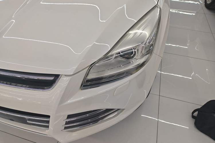 Used Ford Kuga 2015 2.0L GTDi Four-Wheel Drive Prestige Model