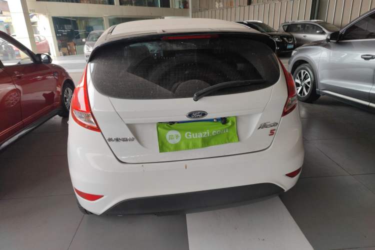 Used Ford Fiesta 2013 Hatchback 1.5L Automatic Fashion Edition