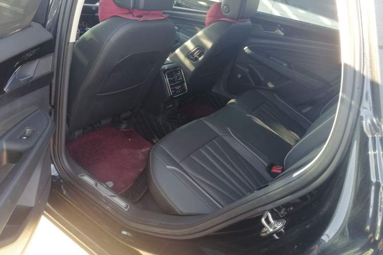 Used Volkswagen Passat 2024 380TSI Starry Luxury Edition
