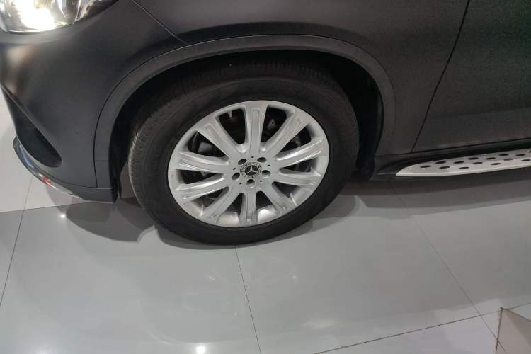 Used Mercedes-Benz GLE Coupe 2017 GLE 320 4MATIC Coupe SUV
