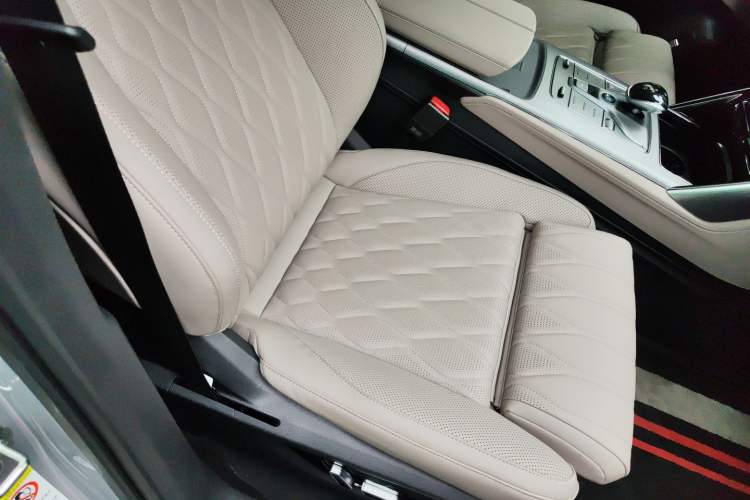 Used BYD Tang New Energy 2025 Intelligent Driving Version DM-i 115KM Flagship Edition
