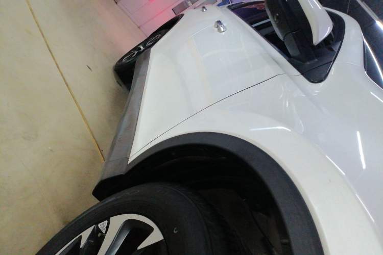 Used Toyota RAV4 2016 2.0L CVT Two-Wheel Drive Fashion Edition China V Standard
