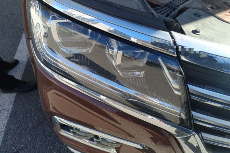 Used Roewe RX8 2018 30T Smart Connectivity Four-Wheel Drive Flagship Edition
