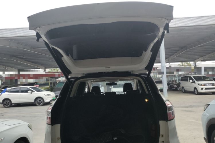 Used Ford Kuga 2017 EcoBoost 180 Two-Wheel-Drive Luxury Wing Edition
