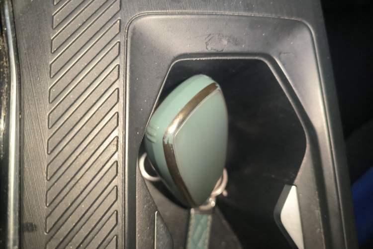 Used Oshan Z6 2022 Blue Whale 1.5T DCT Smart Edition