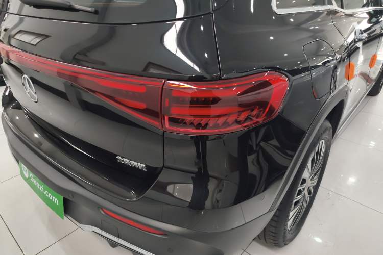 Used Mercedes-Benz EQB 2025 EQB 260
