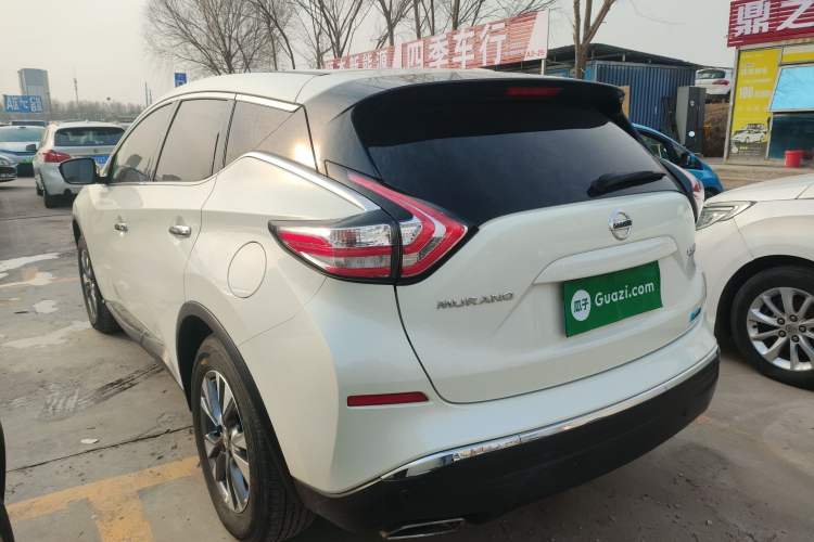 Used Nissan Murano 2021 2.5L XE Two-Wheel Drive Elite Edition
