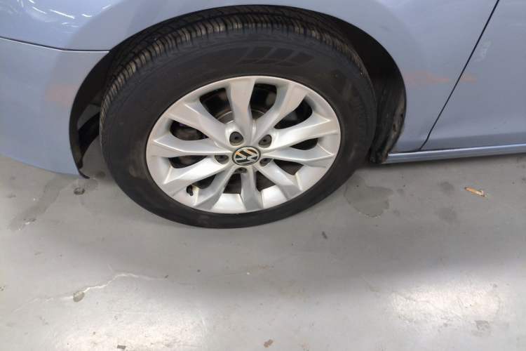 Used Volkswagen Golf 2012 1.6 Manual Comfort Edition
