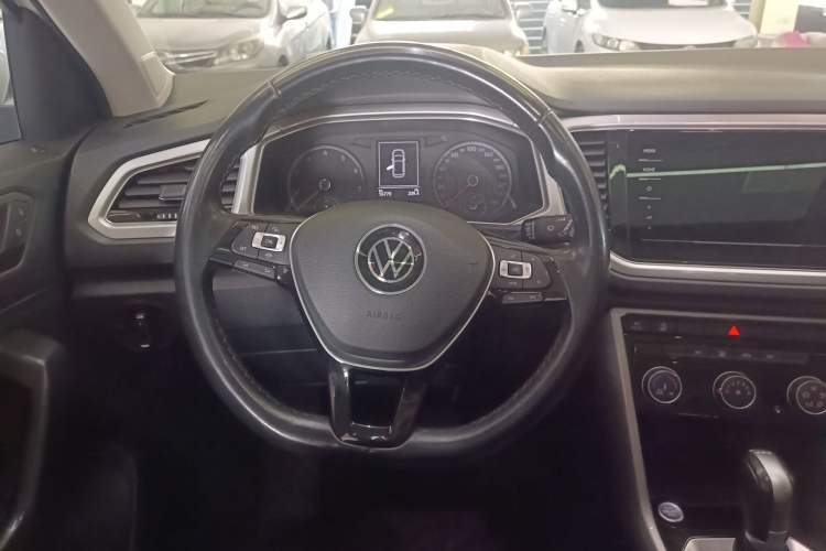 Used Volkswagen T-ROC 2022 280TSI DSG Two-Wheel Drive Elite PLUS
