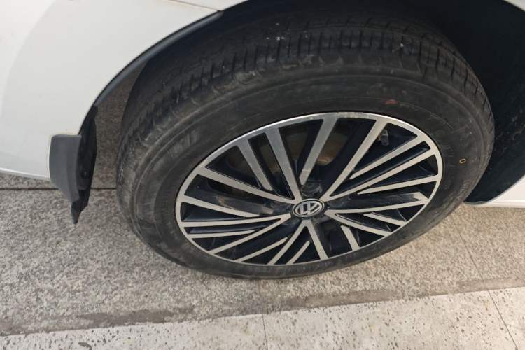 Used Volkswagen Jetta 2019 Dream Edition 1.5L Automatic Comfort Version
