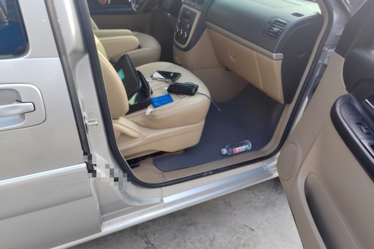 Used Buick GL8 2014 2.4L Executive Edition
