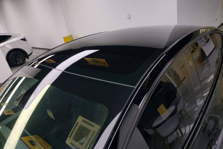 Used Tesla Model Y 2023 Rear-Wheel-Drive Version
